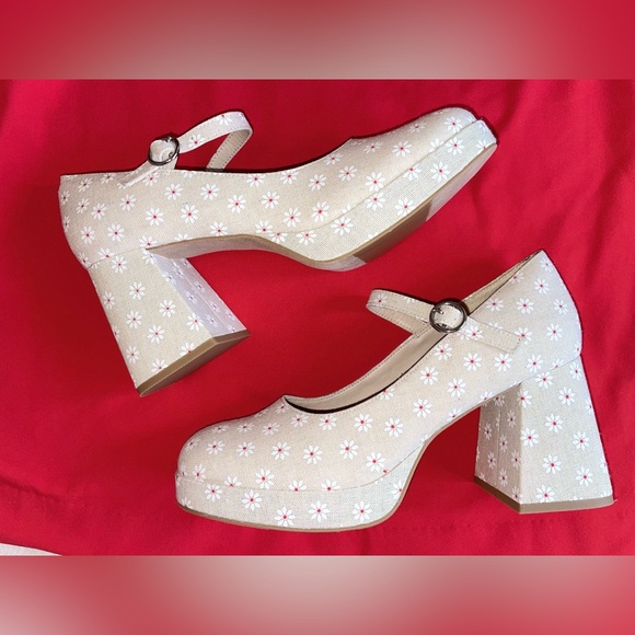 Sold NWT MAIDDEN GIRL CRAZY DAYSI STYLE MARY JANE PLATFORM FLORAL PRINT SIZE 9 - Picture 9 of 14